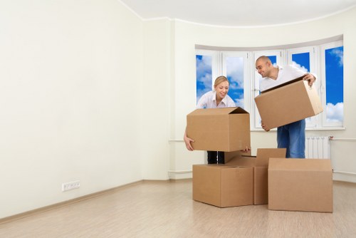 Truck hire options for furniture and box transport in east London